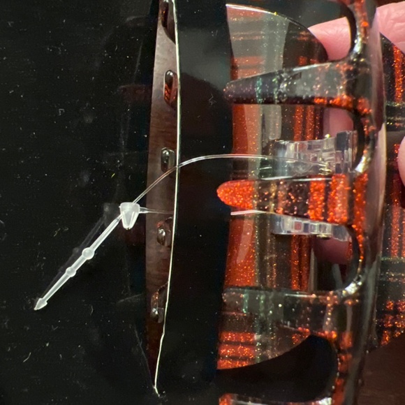 🎁Christmas Shoppe Hair Clip & Earrings - Picture 8 of 9